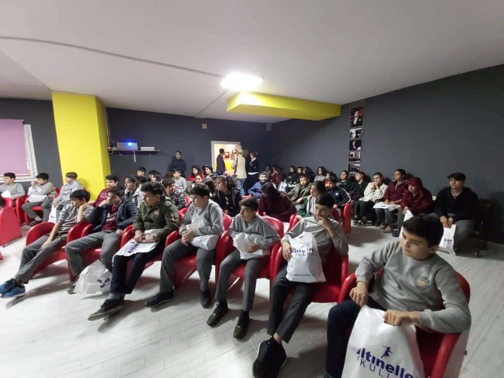 altineller uzay koleji gezisi istiklal ortaokulu